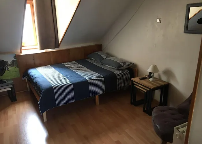 Charming & Bright In Marais Lägenhet *